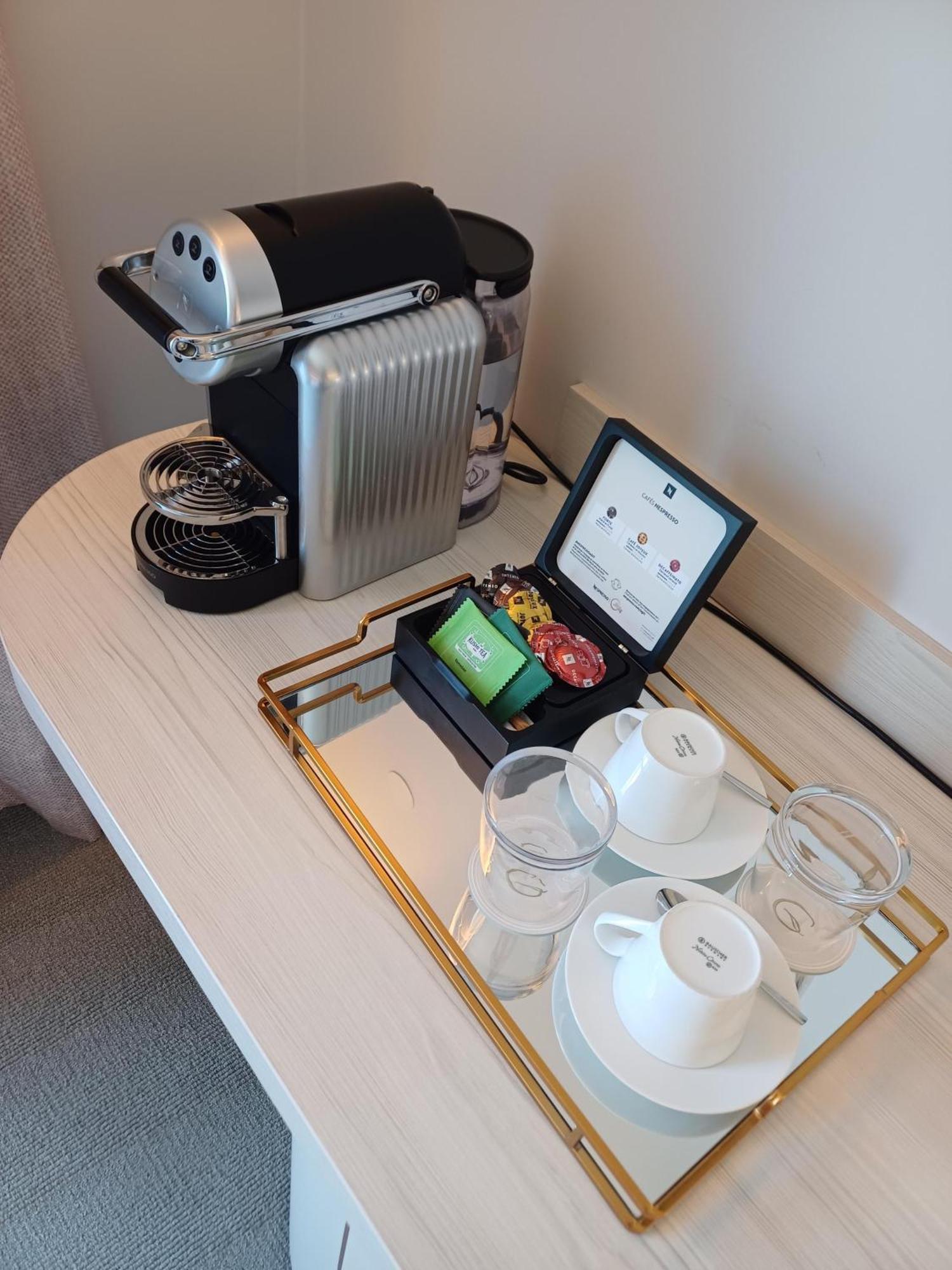Ilot Du Golf BW Premier Collection Hotel มองเดอลิเยอลานาปูล ภายนอก รูปภาพ